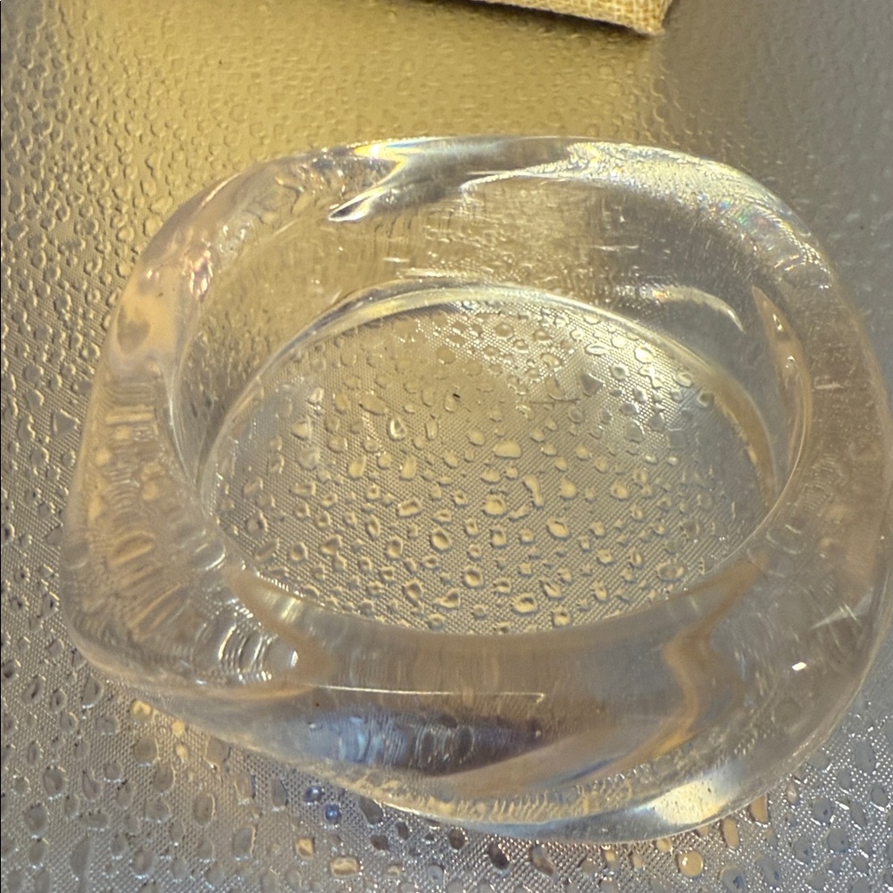 Clear Lucite Bangle Bracelet - Picture 4 of 7